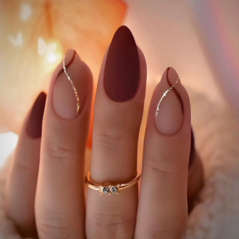 Nail Art Pink - 24 個ミッドレングスアーモンドゴールドストライプミディアムプレスオンネイル装飾偽スティックオンネイルセット非環状偽プレス爪のヒント