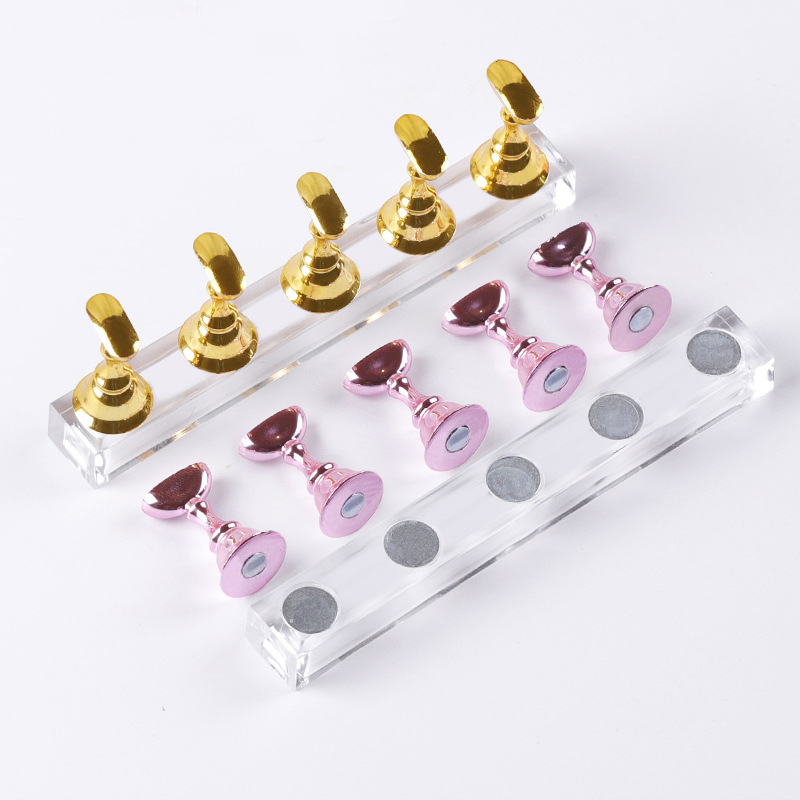 Nail Art Navy - 5/30 ピース/セット磁気ネイルホルダー偽ネイルチップ練習スタンドクリスタルベースホルダーネイルアートディスプレイアートサロン DIY & 練習