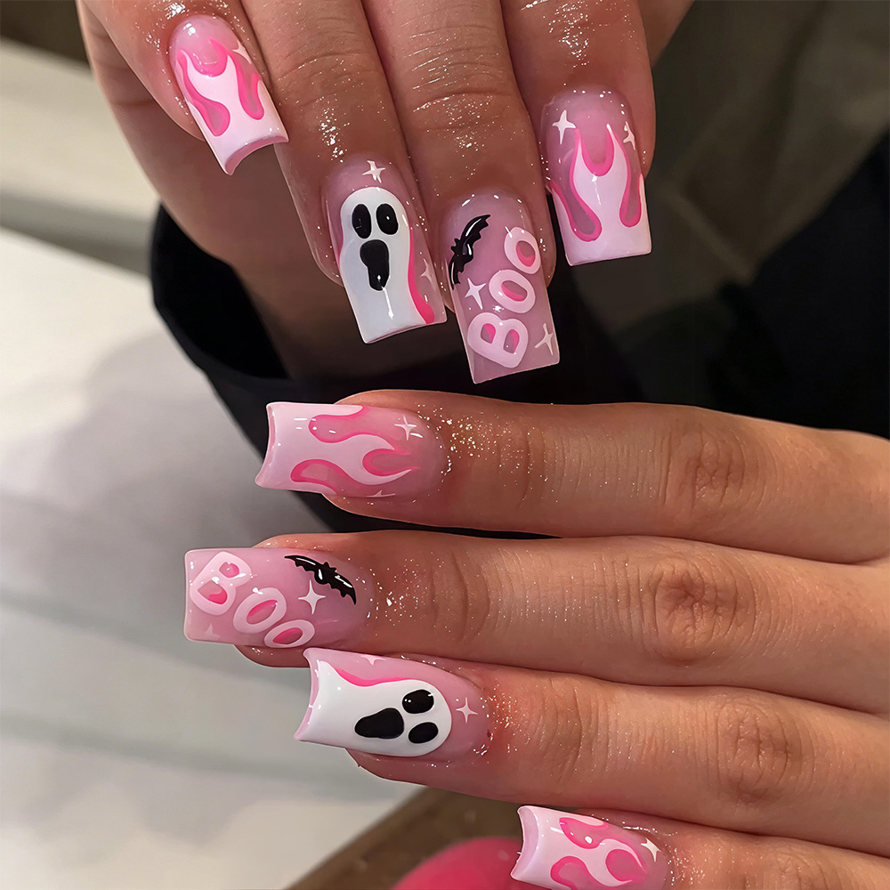 24枚入り ハロウィンつけ爪 ピンク 可愛いゴースト スパイ - Nail Art Pink のレビューと価格