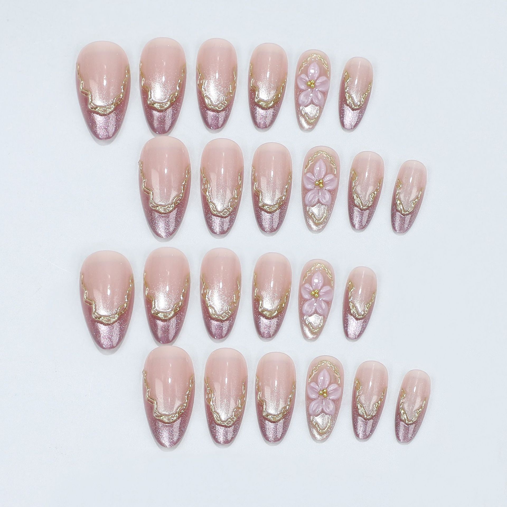 3Dフラワーデザインのフェイクネイル、光沢のあるキャットアイ - Nail Art Flower のレビューと価格