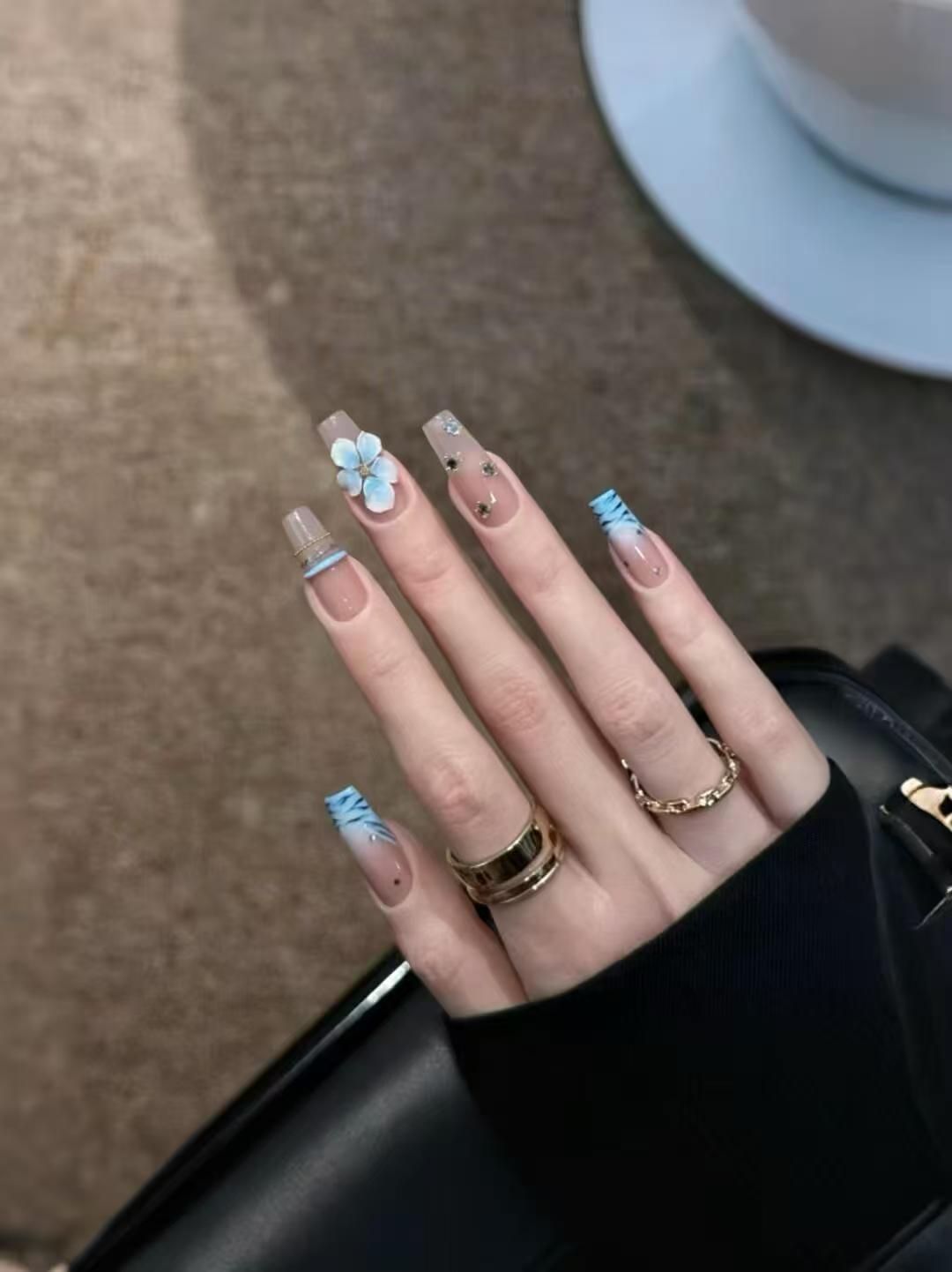 10個入り ハンドメイド ミドルプレスオンネイル ブルーゼブ - Nail Art Zebra Design のレビューと価格
