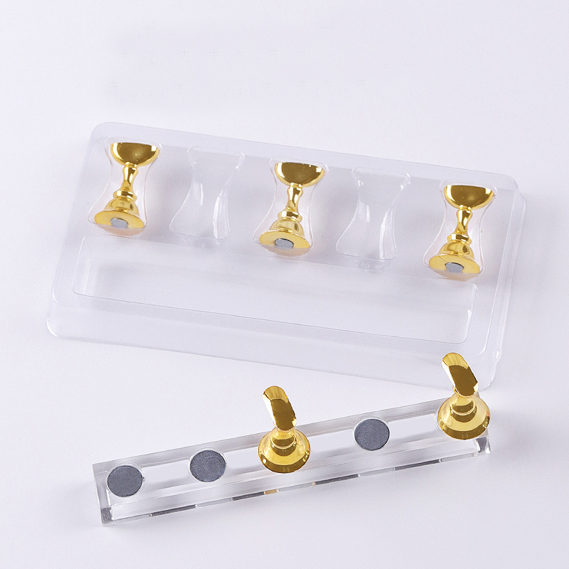 5/30 ピース/セット磁気ネイルホルダー偽ネイルチップ練習 - Nail Art Navy のレビューと価格