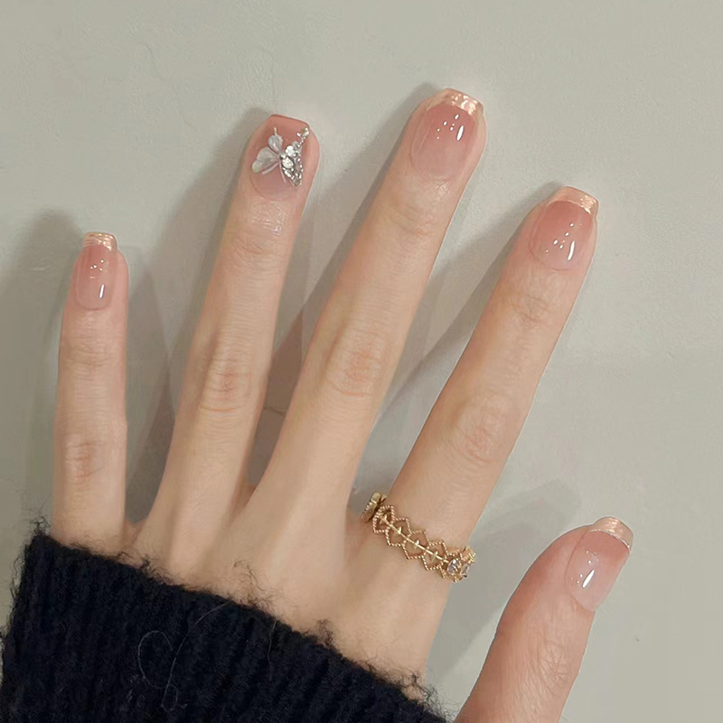 24個入り キャッツアイ シンプル グリッターネイルチップ  - Nail Art Flower のレビューと価格