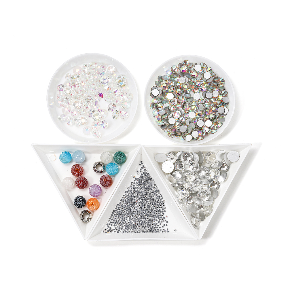 ラインストーン,白いプラスチックプレート,10ピース/ロット - Nail Art Lotso のレビューと価格